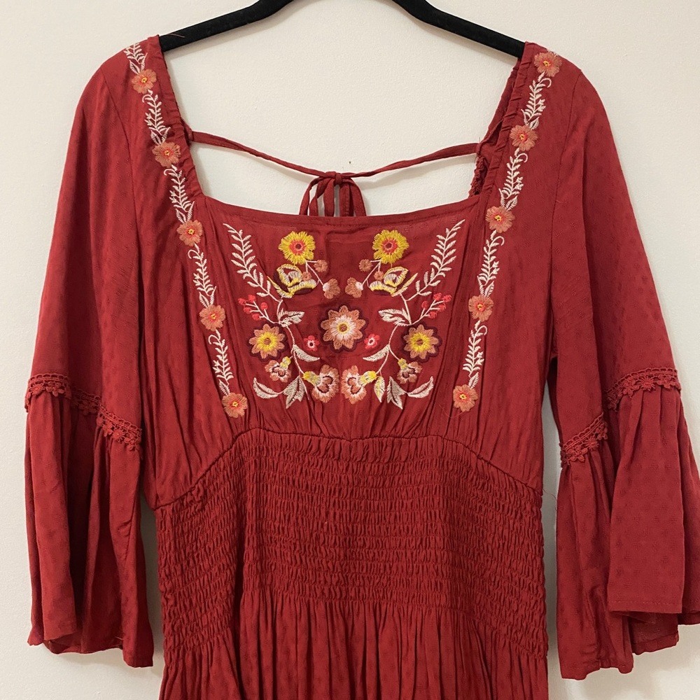 Embroidered Red Dress with ruched waist - Picture 10 of 12